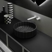 Lavabo da appoggio / in resina / in pietra...