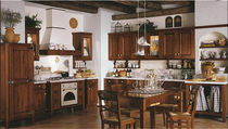 Cucina classica / in legno massiccio / in...