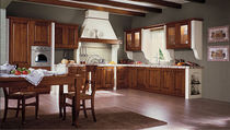 Cucina classica / in legno massiccio / in...