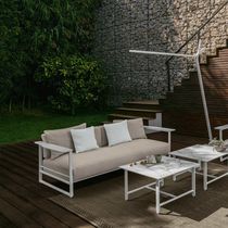 Divano moderno / da giardino / beige / bianco