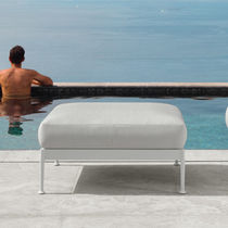 Pouf moderno / in tessuto / in alluminio...