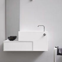 Lavabo sospeso / in Corian® / senza foro...