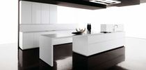 Cucina moderna / in legno / laccata / finitura...