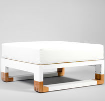 Ottomana moderna / in tessuto / in legno...