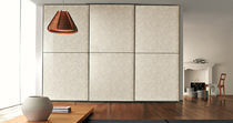 Armadio moderno / in legno / a porte scorrevoli