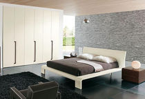 Armadio moderno / in legno / in legno laccato...