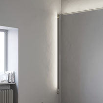Applique moderna / da interno / in metallo...