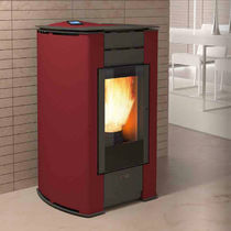 Stufa a pellet / 0 - 5 kW / 10 kW...20 kW...