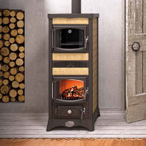 Stufa a legna / 8 kW / tradizionale / in...