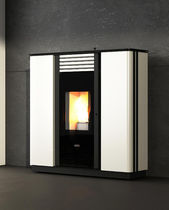 Stufa a pellet / 0 - 5 kW / 10 kW...20 kW...