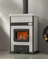 Stufa a legna / 11 kW / moderna / in ghisa