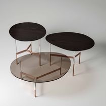 Tavolino basso moderno / in legno / in vetro...