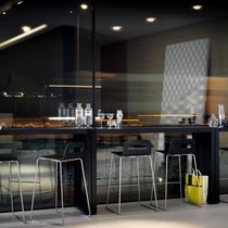 Tavolo alto moderno / in legno / in laminato...