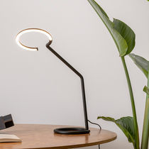 Lampada da tavolo / in metallo / moderna...