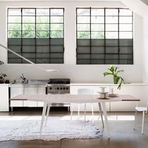 Tavolo moderno / in rovere / impiallacciato...