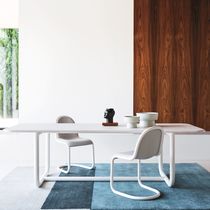 Tavolo moderno / in MDF / con supporto in...