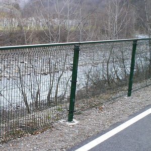 recinzione a maglia saldata