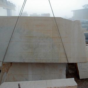 lastra in pietra in calcare
