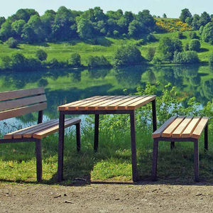 tavolo da picnic contemporaneo
