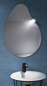 specchio da bagno a muro 1