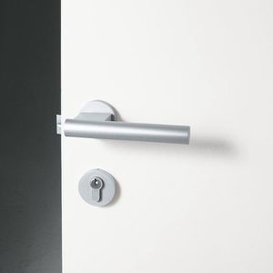 maniglia a tirante per porta