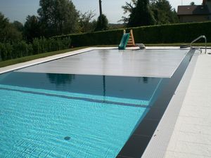 protezione per piscina automatica / di sicurezza / a tapparella / sommersa