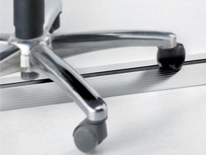proteggicavi in alluminio anodizzato / professionale / per ufficio