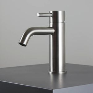 miscelatore per lavabo 1