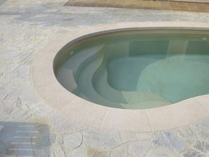 piscina monoblocco
