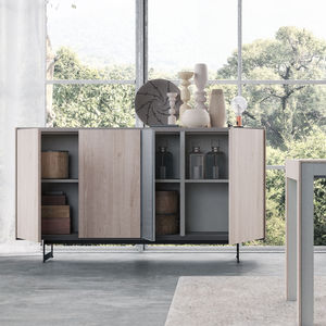 credenza contemporanea