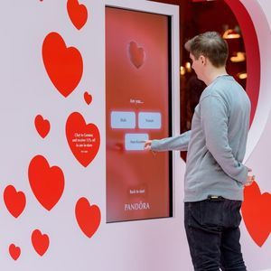 touch screen per sistema domotico multifunzione