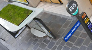 pensilina per fermata d'autobus in metallo 1