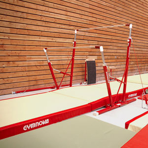 sbarra fissa da ginnastica