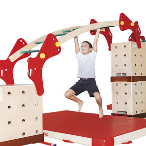 scala a pioli per parco giochi