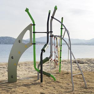 struttura d'arrampicata per parco giochi