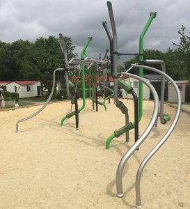 struttura d'arrampicata per parco giochi