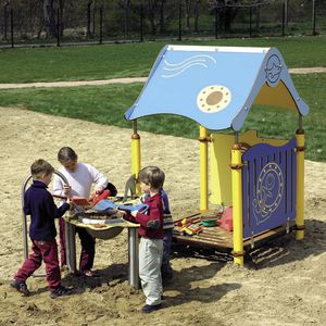 casetta da gioco per esterni 1