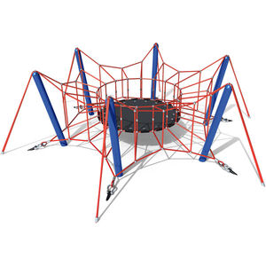struttura d'arrampicata con trampolino