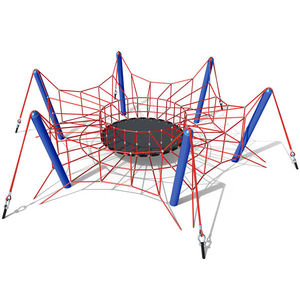 struttura d'arrampicata con trampolino
