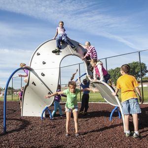 struttura d'arrampicata per parco giochi