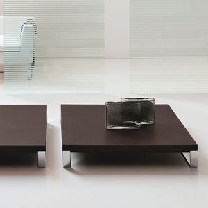 tavolino basso moderno