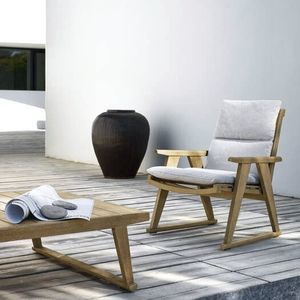 sedia contemporanea