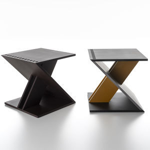 sgabello contemporaneo
