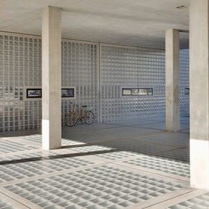 mattone di vetro quadrato 1