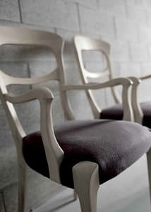 sedia contemporanea