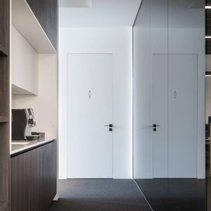 profilato per porte in alluminio 1