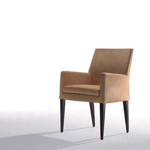 poltrona contemporanea