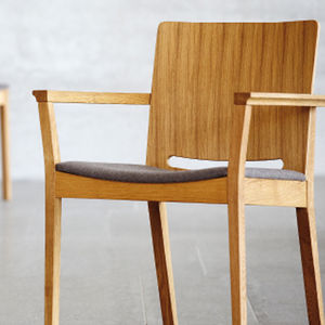 sedia contemporanea