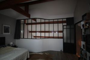 finestra in ferro modellato