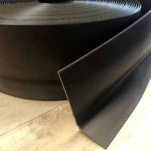 profilo di finitura in PVC